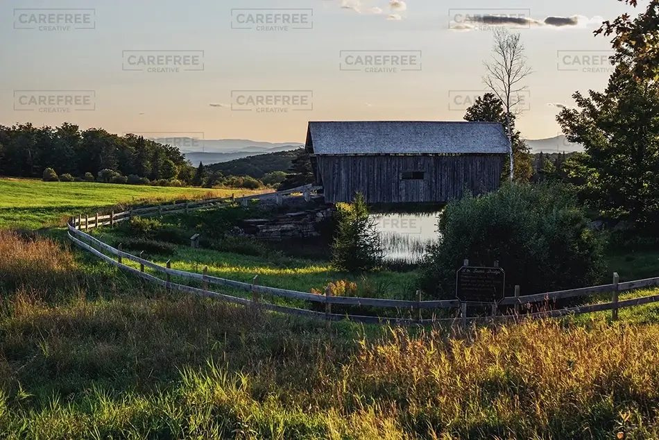 AM Foster Covered Bridge Rustic Mountain View, Cabot, Vermont · United States