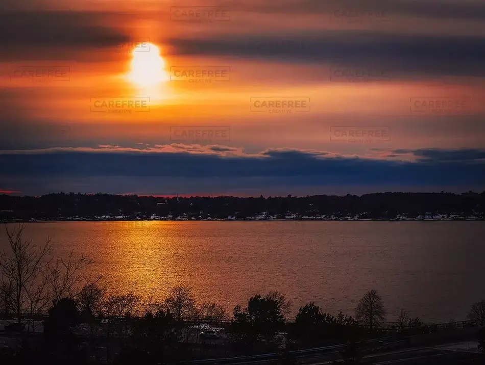 Back Cove Trail Golden Sunset, Portland, Maine · United States