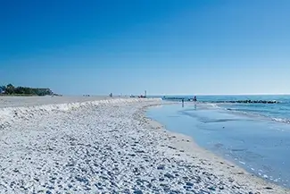 Beer Can Island Hidden Beachfront Oasis, Longboat Key, Florida