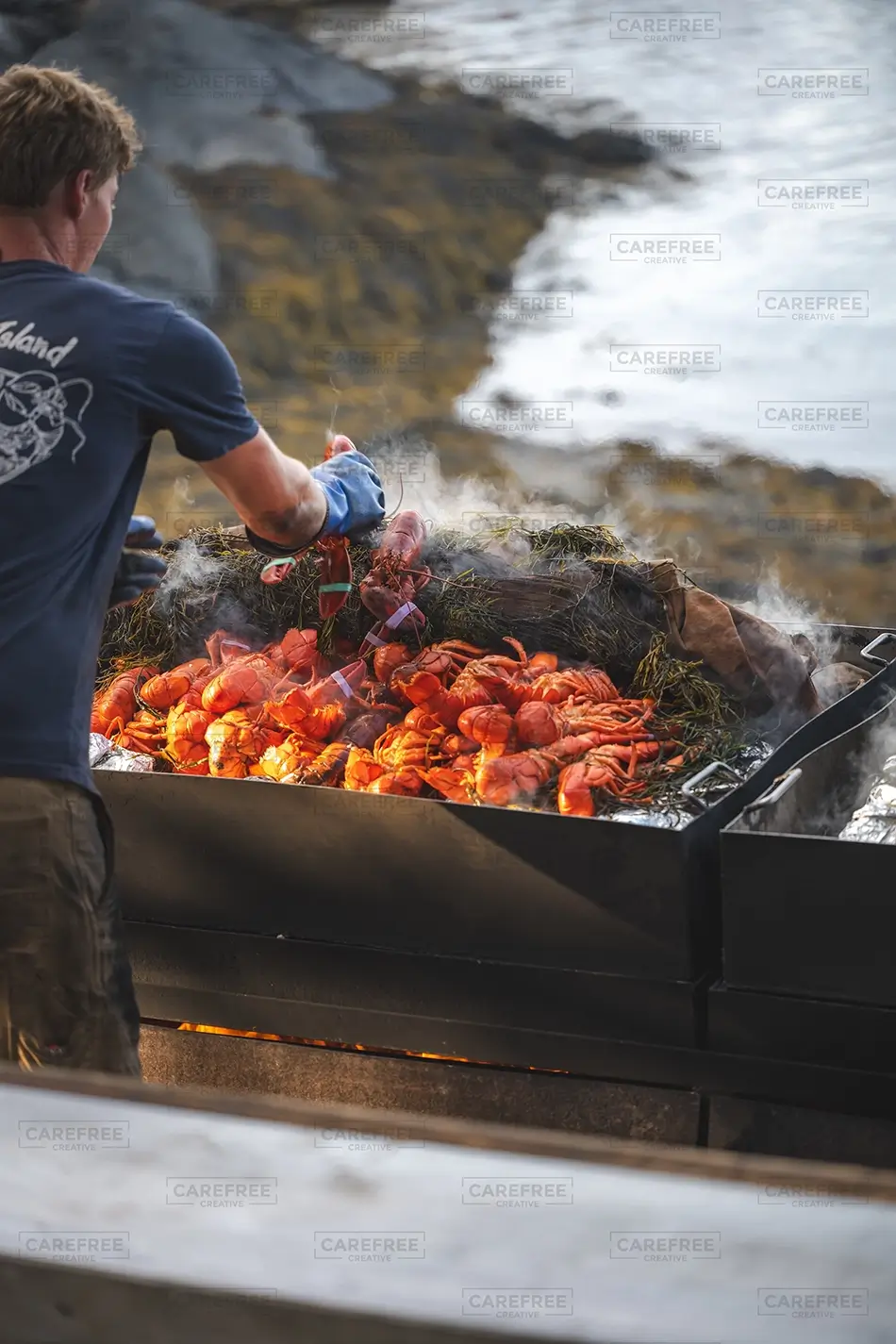 Cabbage Island Steaming Fresh Lobsters, Boothbay, Maine · United States