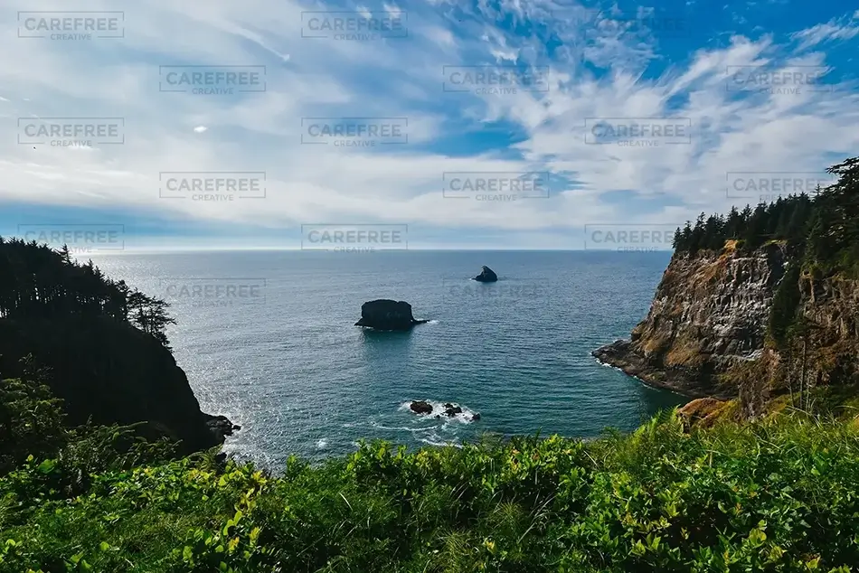 Cape Meares Lighthouse Ocean Cove, Tillamook, Oregon · United States