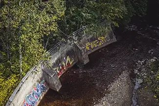 Chutes Jean-Larose River Graffiti Wall, Beaupré, Quebec