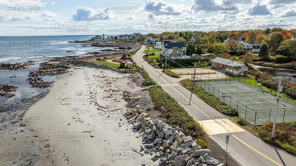 Fortunes Rock Beach Scenic Coastal View with Homes, Biddeford, Maine · United States
