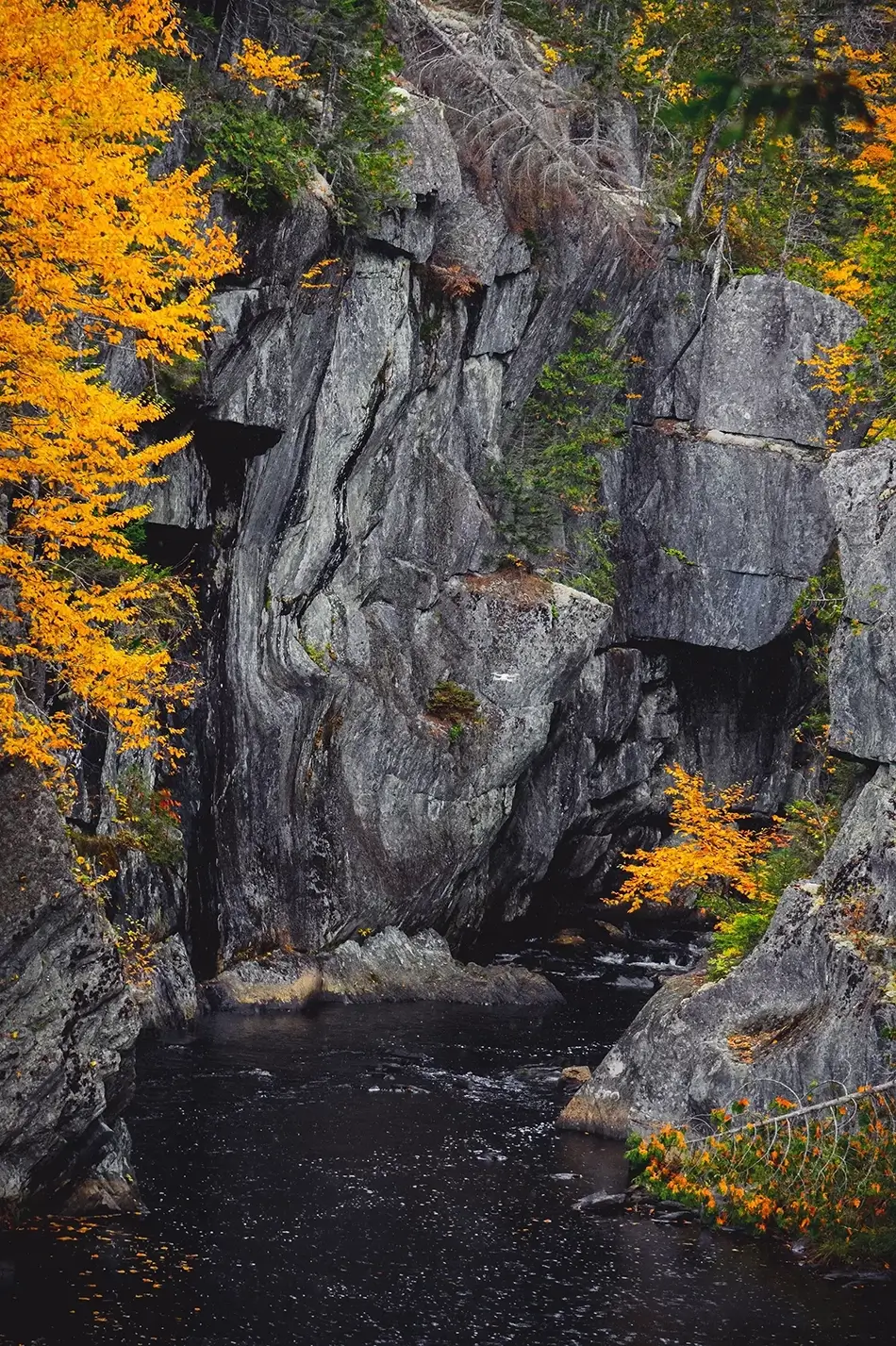Gulf Hagas Monolithic Grey Cliffs, Monson, Maine · United States