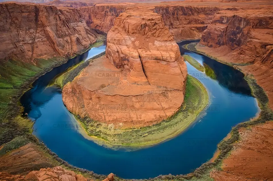 Horseshoe Bend Winding River Canyon, Page, Arizona · United States