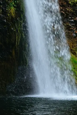 Horsetail Falls Splash, Cascade Locks, Oregon