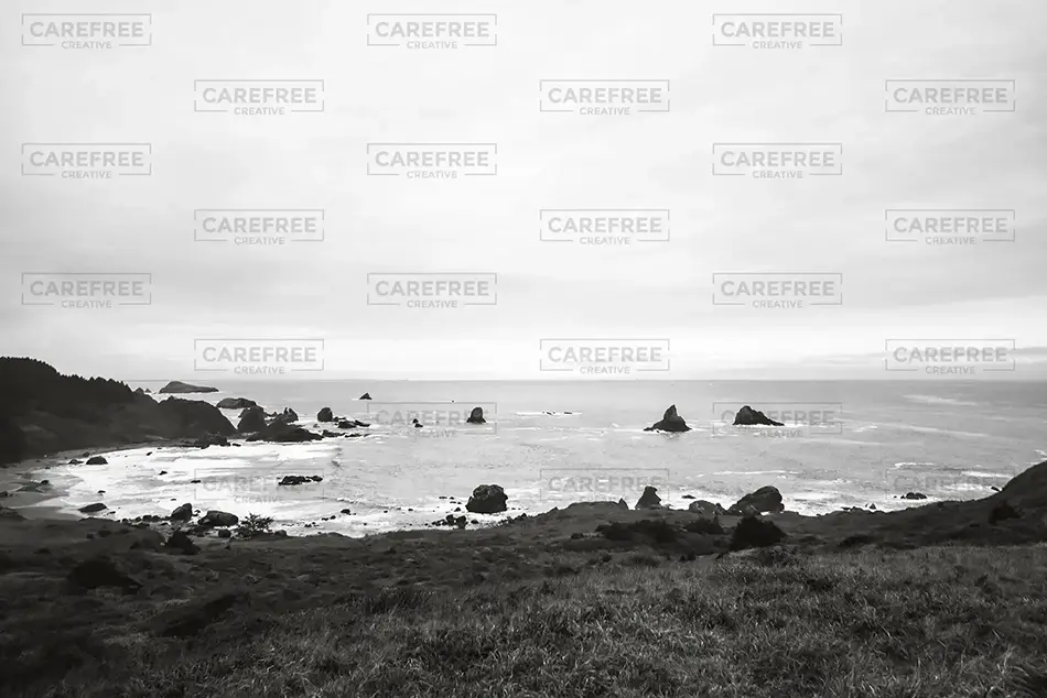 House Rock Viewpoint Oceanic Monochrome