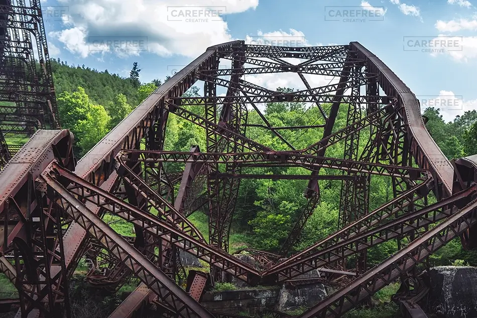 Kinzua Bridge State Park Collapsed Steel Trestle Ruins, Mt Jewett, Pennsylvania · United States