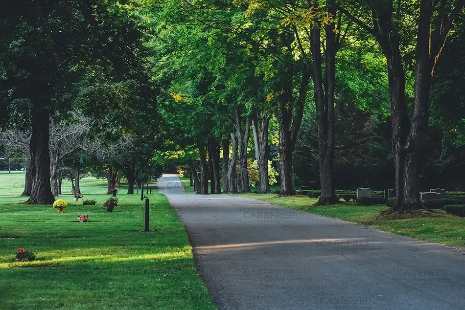 Laurel Hill Cemetery Serene Pathway, Saco, Maine · United States