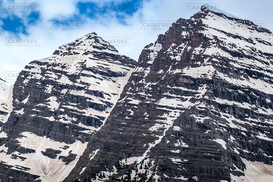 Maroon Bells Dramatic Snowcapped Mountain Peaks, Aspen, Colorado · United States