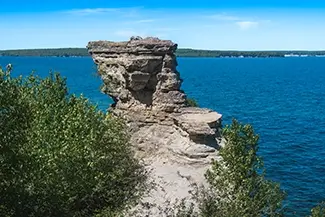 Miners Castle Rock Sandstone Cliff Formation, Munising, Michigan
