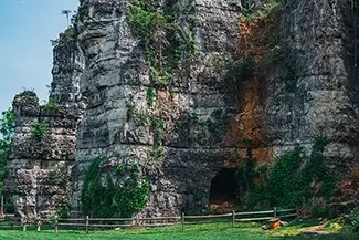 Natural Chimneys Majestic Cliffs, Mt Solon, Virginia