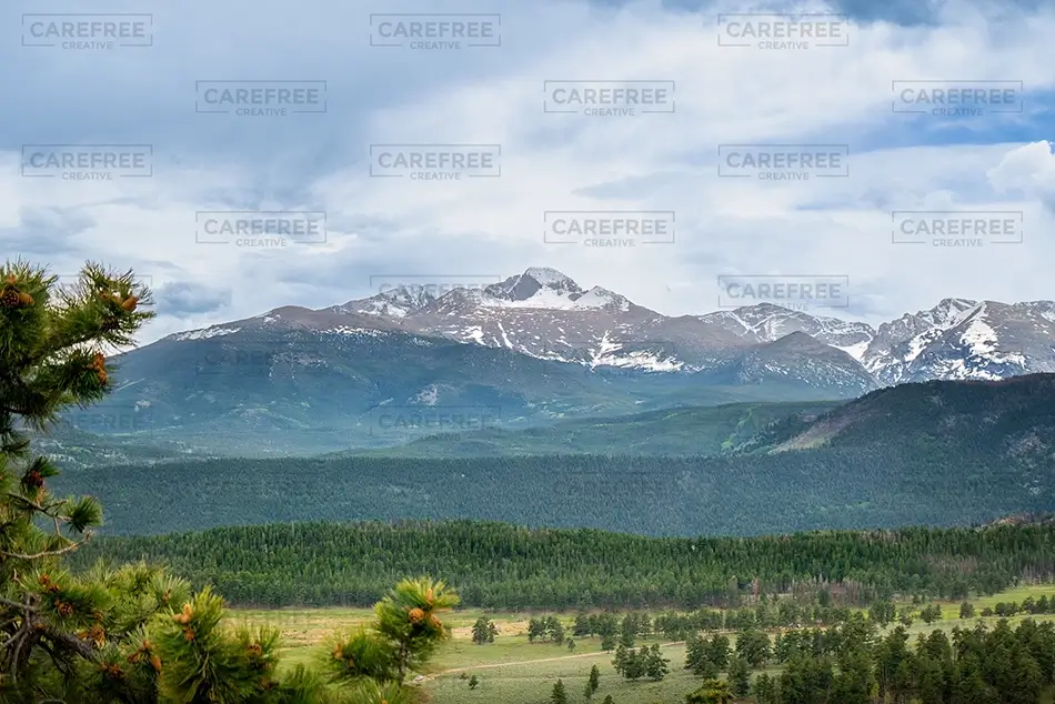 Rocky Mountain National Park Majestic Mountain Landscape, Estes Park, Colorado · United States