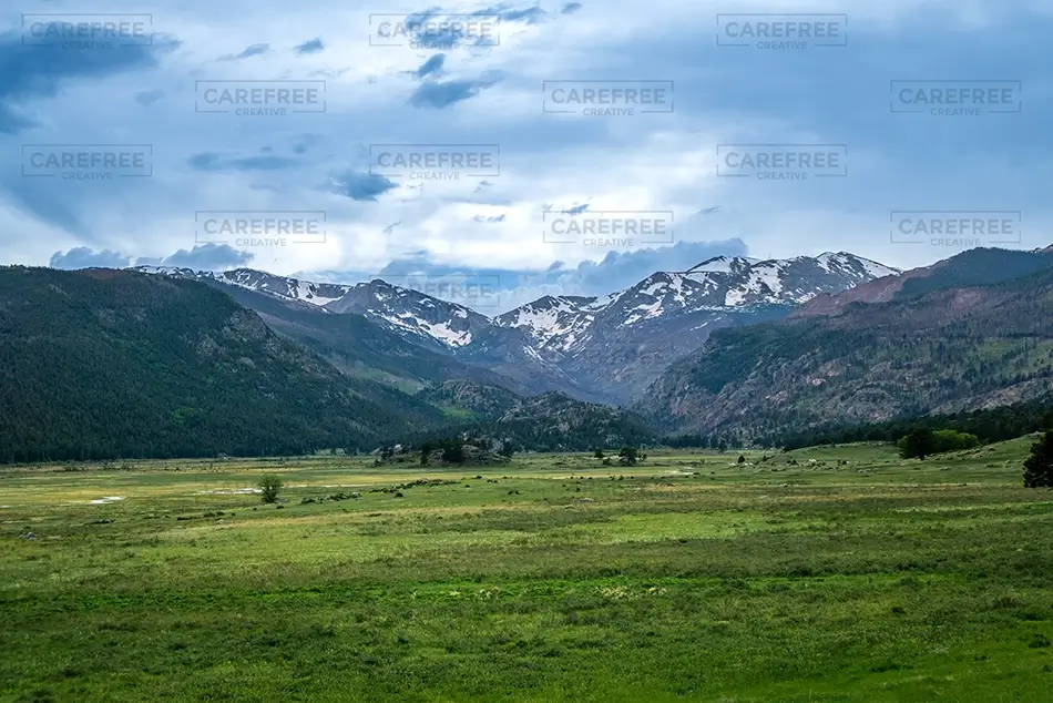Rocky Mountain National Park Ethereal Mountain Landscape, Estes Park, Colorado · United States