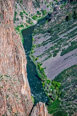 Black Canyon Of The Gunnison Dramatic Vertical Canyon Walls